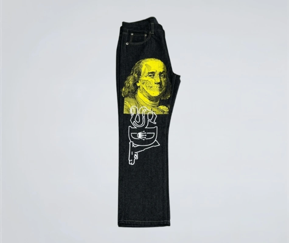 Skeleton-SDL-Jeans-Side-Pose Skeleton SDL Jeans Side Pose